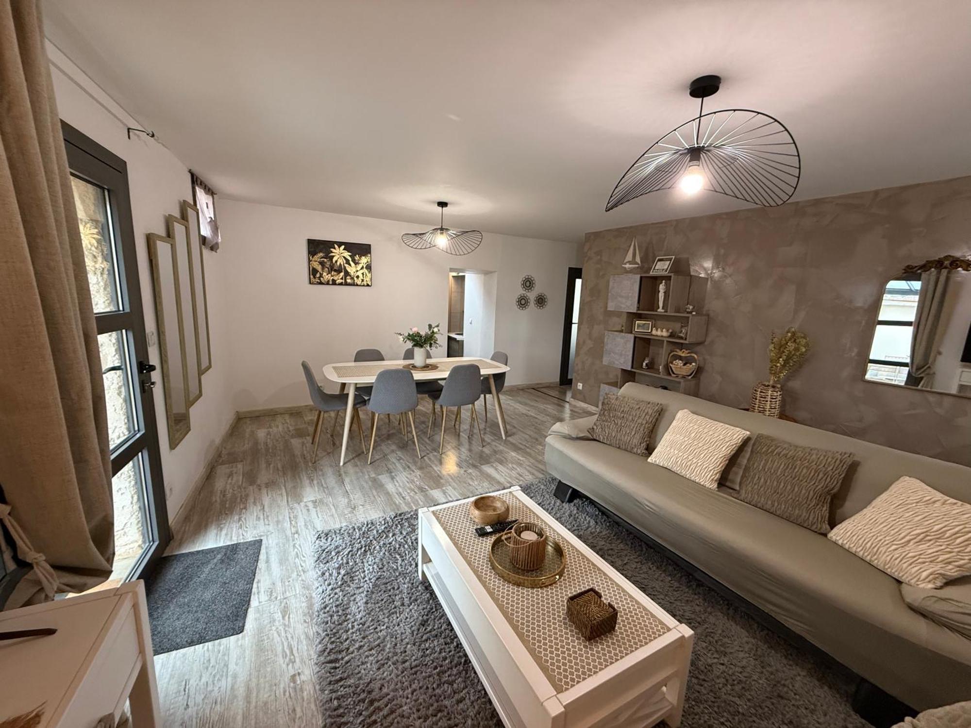 Au Calme, Confortable Avec Terrasse Le Pouzin Exterior foto